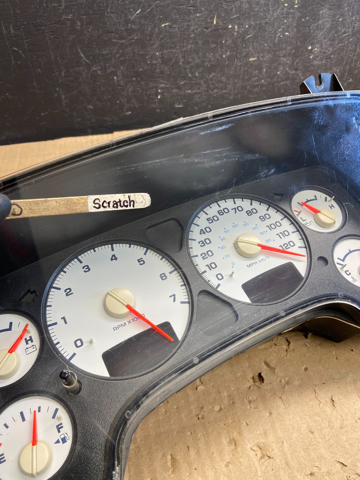 2004 - 2005 Dodge Ram 1500 Instrument Speedometer Gauge Cluster ae1788 DG3