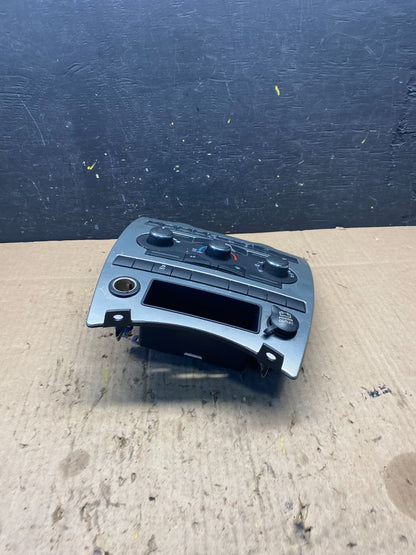 2005 2006 2007 Jeep Commander Grand Cherokee A/C Climate Control Bezel P7737 DG2