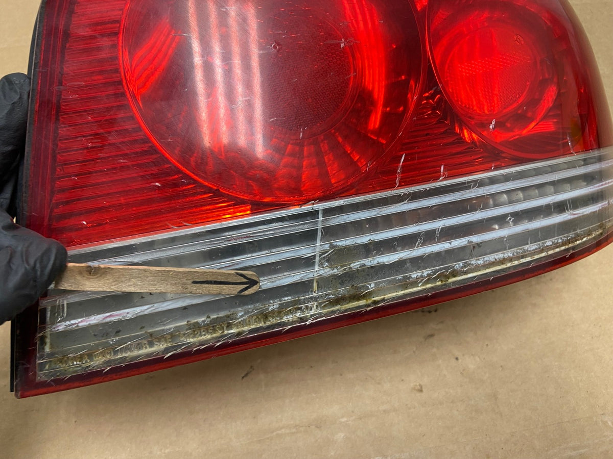 2002 - 2005 Hyundai Sonata Right Passenger RH Side Tail Light AH7768 LK5
