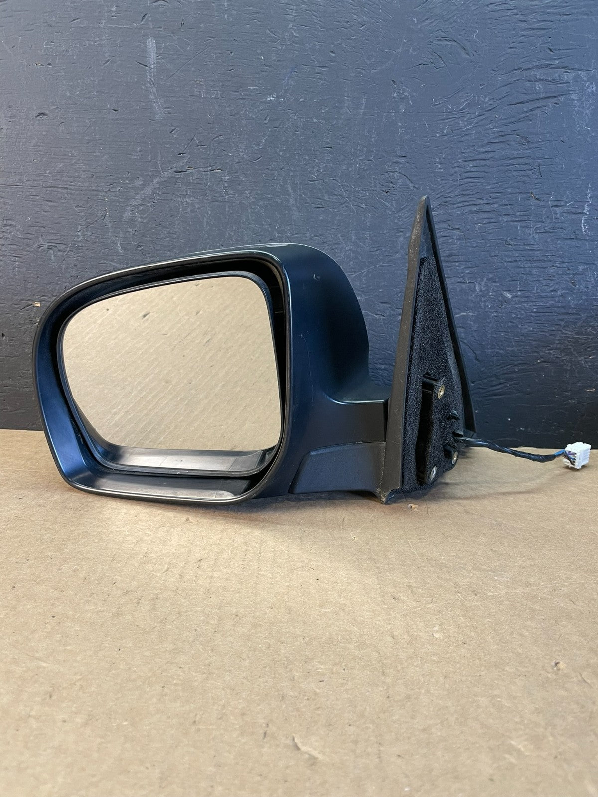2009 to 2010 Subaru Forester Left Driver Side View Power Door Mirror AD0027 DW4