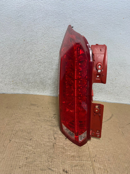 2010 to 2016 Cadillac Srx Left Driver Lh Side Tail Light AI8038 LK0