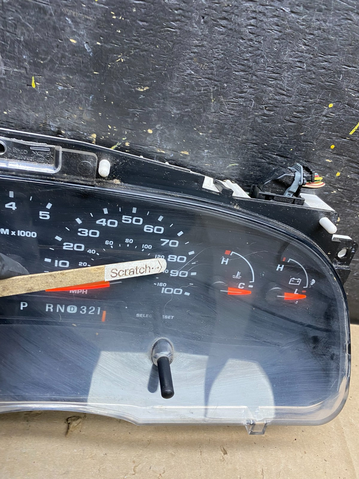 2004 to 2008 Ford E150 E250 Gauge Speedometer Cluster u5278 DG1