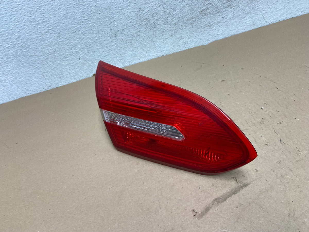 2015 - 2018 Ford Focus Sedan Left Driver LH Inner Tail Light AG3423 PS1