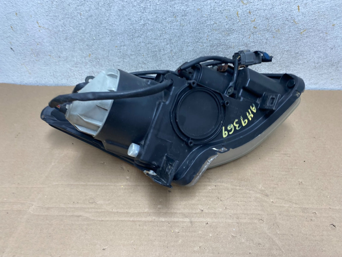 2004 to 2006 Nissan Maxima Left Driver Side Headlight Halogen AH9369 DW7