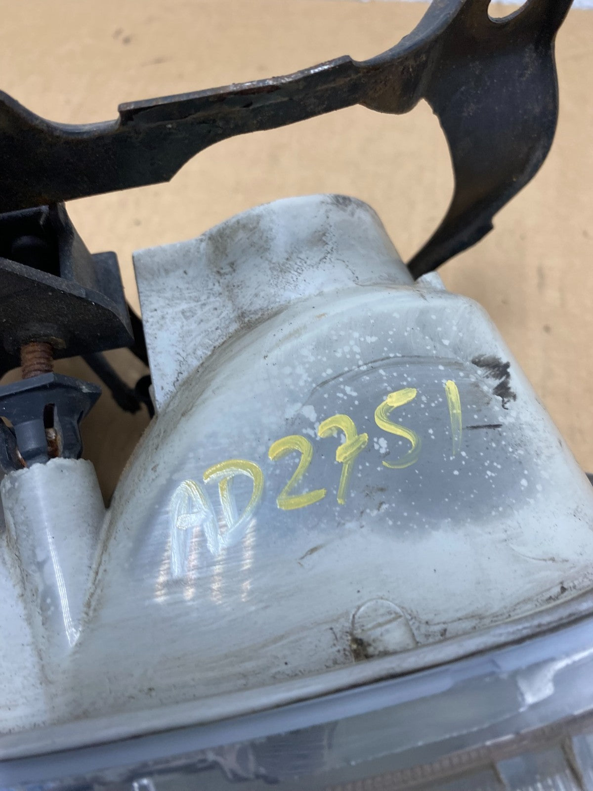 2000 - 2002 Saturn SL SL1 SL2 S Series Left Driver Halogen Headlight AD2751 DW9