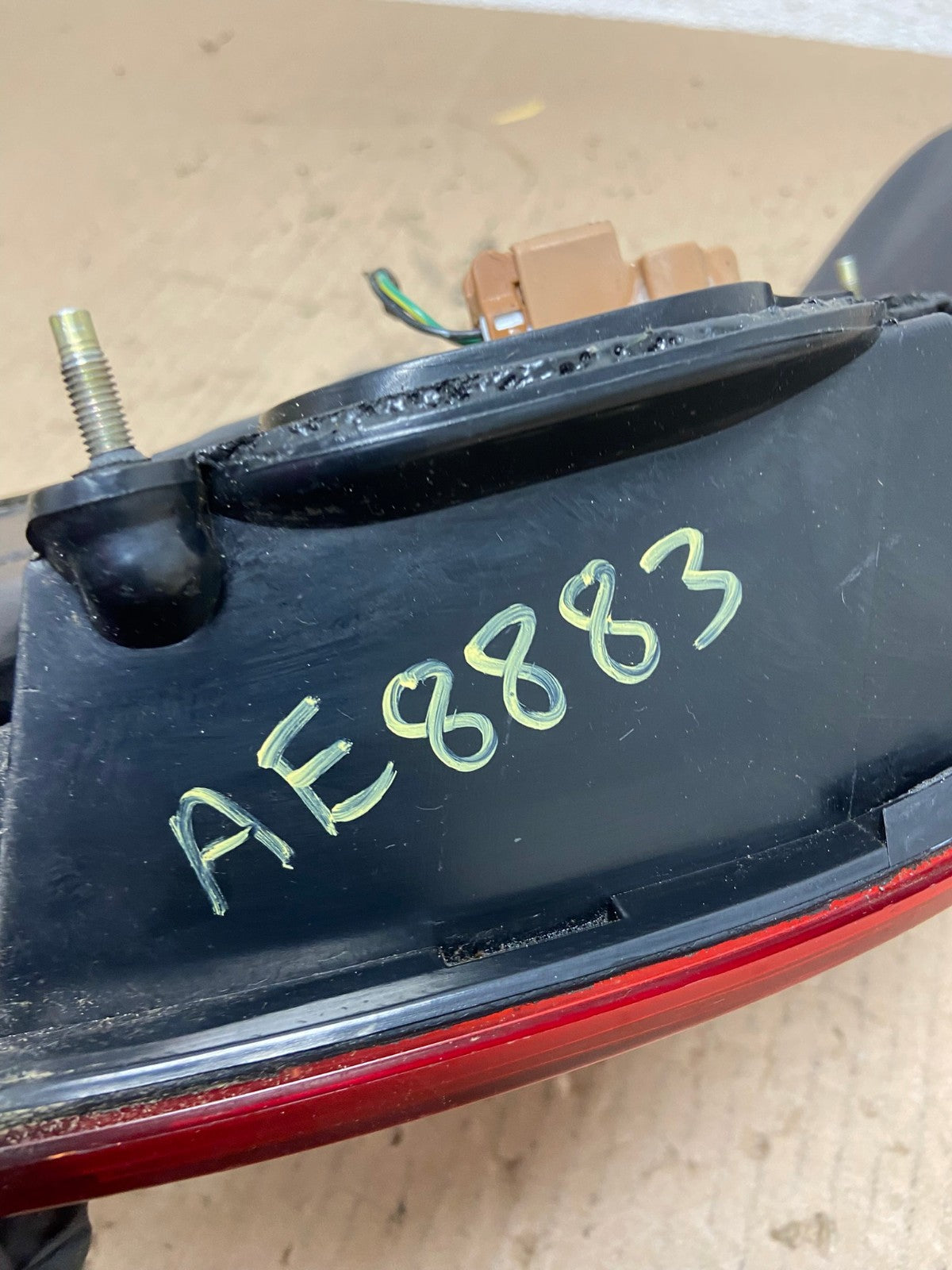 2002 2003 2004 Infiniti I35 Left Driver LH Side Tail Light AE8883 LK6