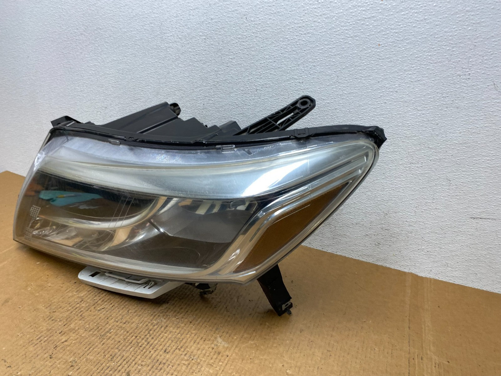 2013 - 2016 Nissan Pathfinder Left Driver LH Side Headlight Halogen AE12281