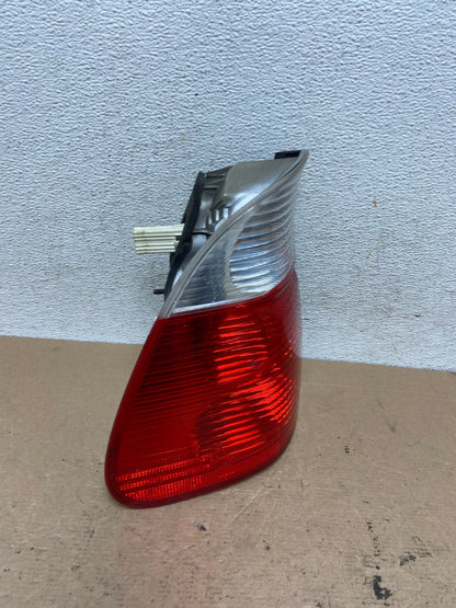 2004 2005 2006 BMW E53 X5 Left Driver Lh Side Tail Light AF4826 LK2