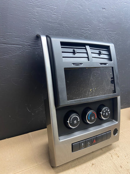 2008 to 2012 Jeep Liberty Dash Climate Temperature Control Radio Bezel AB9777 DG2