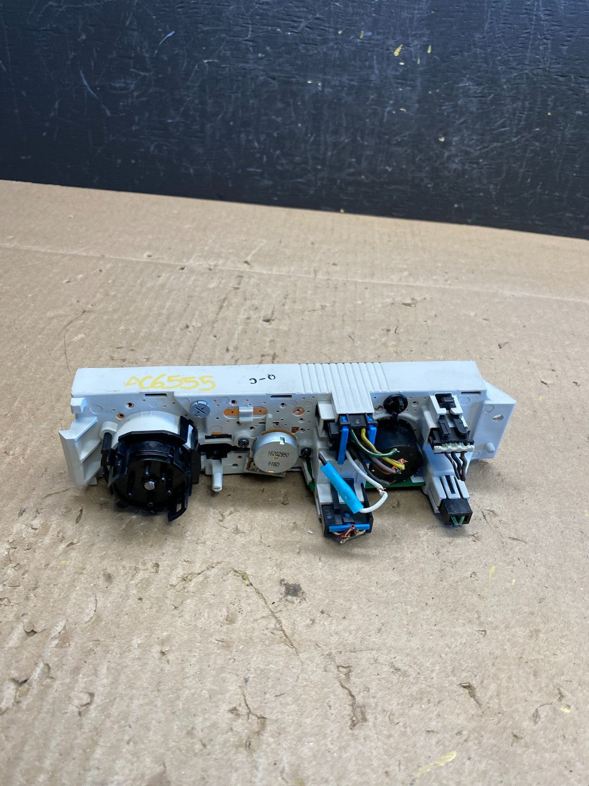 2008-2010 Chevrolet Express 1500 2500 3500 Climate Control Panel AC6555 DG3