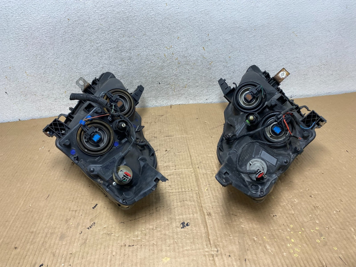 Sedan 2007 2008 2009 Nissan Altima Left+Right Set Headlights AI8002 DW8