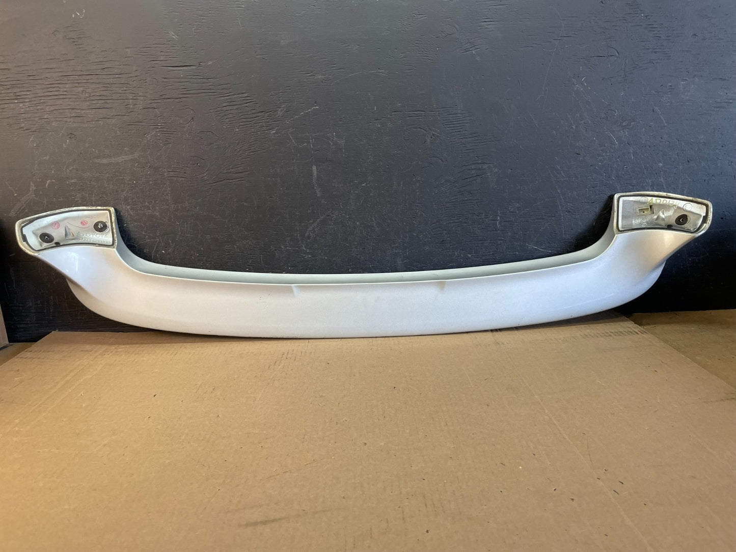 2001 to 2007 Toyota Highlander Upper Rear Upper Wing Spoiler AD0134 DG6