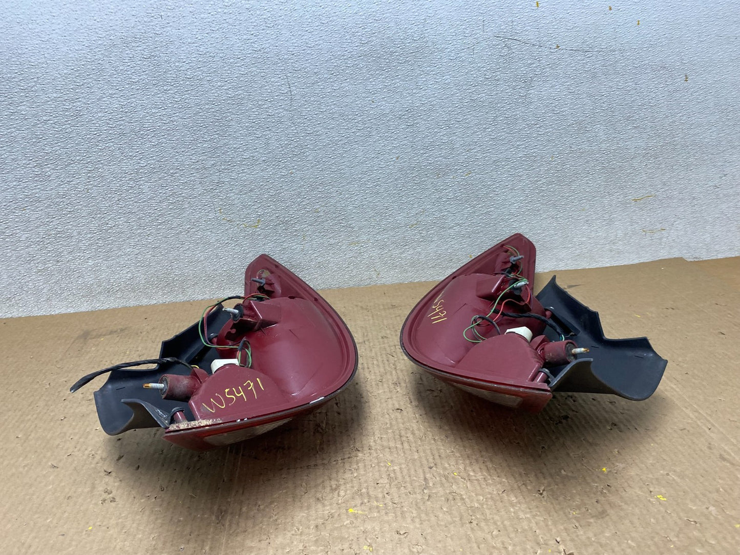 2006 - 2009 Pontiac G6 Coupe Left+Right Side Tail Lights OEM W5471 DW11