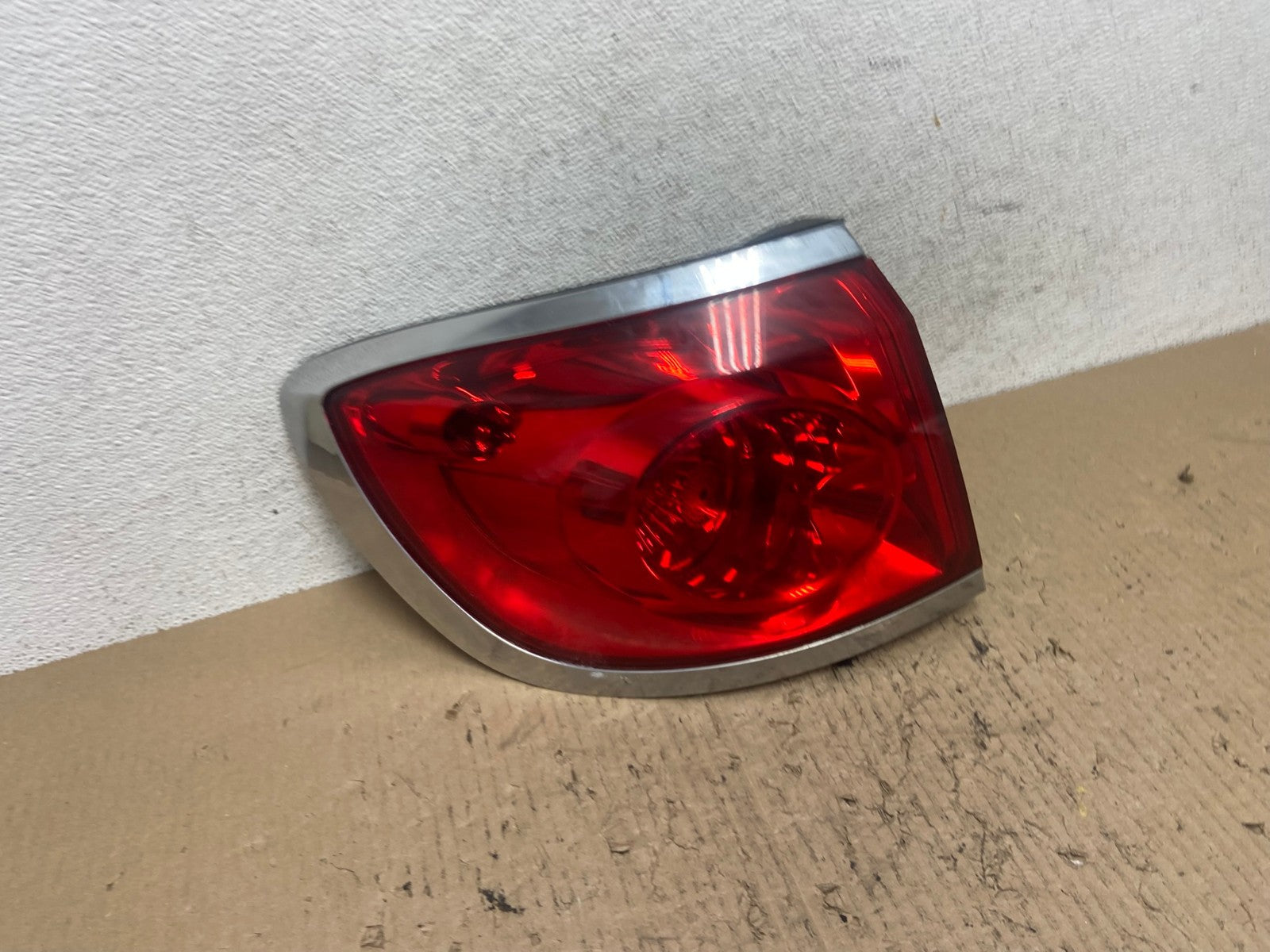2008 to 2012 Buick Enclave Left Driver Side Lh Tail Light AF7133 LK2