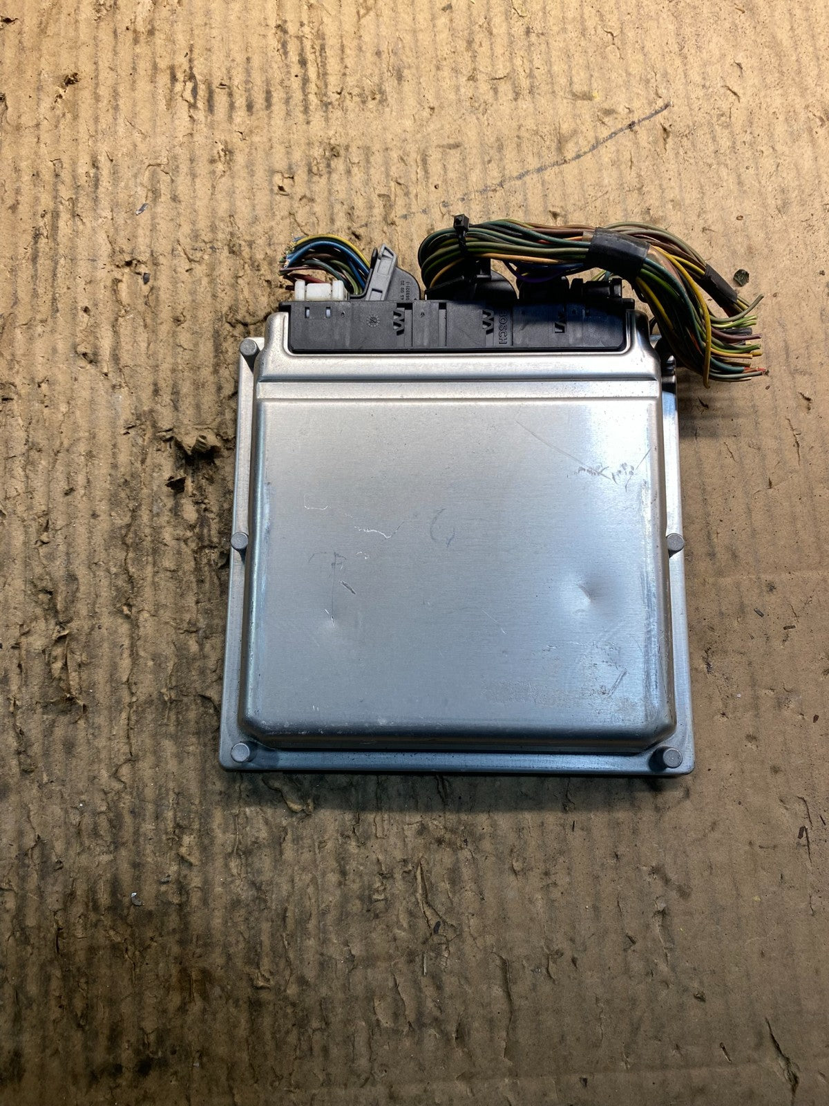 1999 to 2005 Mercedes E320 CLK320 Engine Control Unit ECU Module y1462 DG0