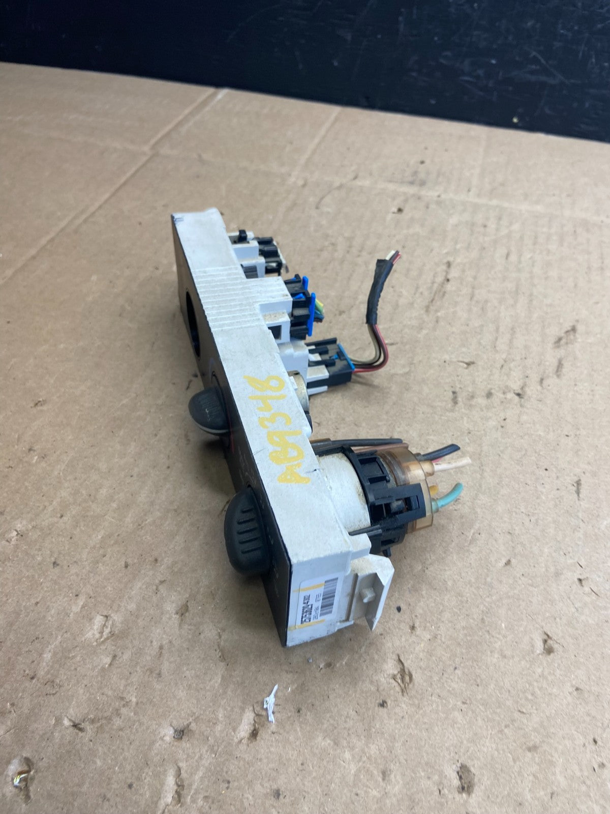 2001 - 2007 GMC Chevrolet Express 1500 Climate Control A/C AB9348 DG3