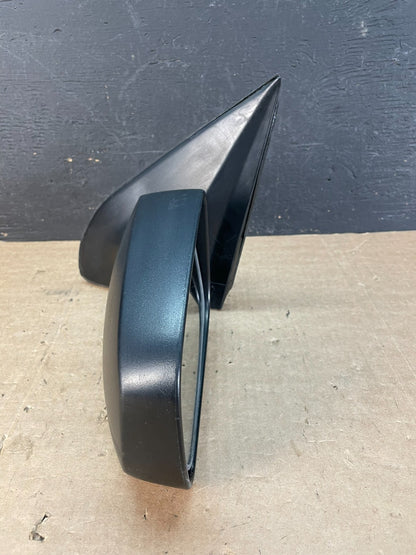 2003 to 2009 Kia Sorento Left Driver LH Door Mirror AE8547 DW7