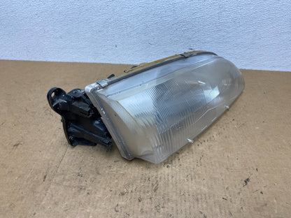 1998 to 1999 Mazda 626 Right Passenger RH Side Headlight Oem AC3318 DW2