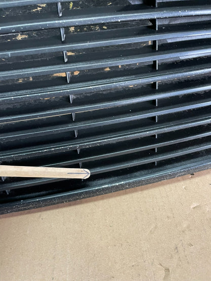 1994 - 1999 Mercedes-Benz W140 S600 S500 S320 Front Upper Grille OEM AA1944 DG6