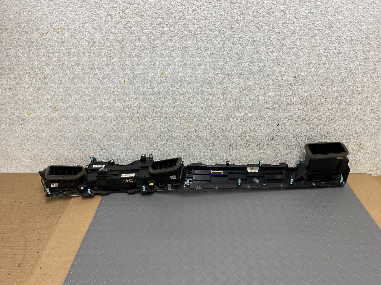 2021 to 2023  Acura TLX Front Climate Control Panel Dash Trim Air Vent A2545 DG16
