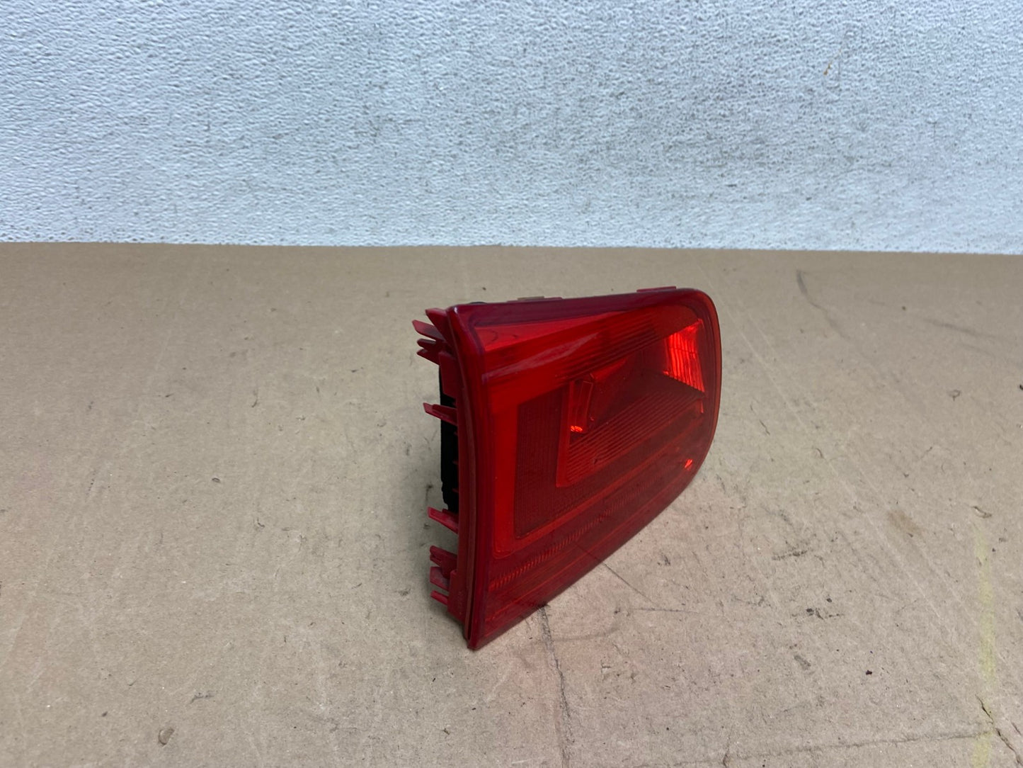 2012-2017 Volkswagen Tiguan Left Driver LH Side Inner Tail Light AE6825 LK2