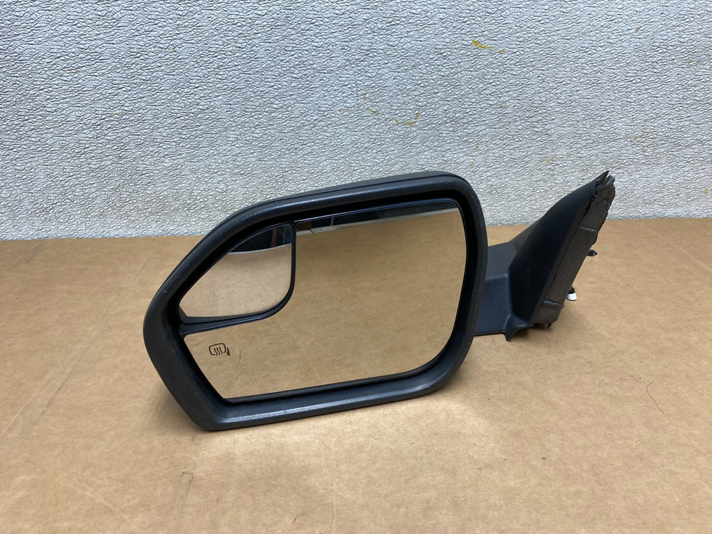 2020 to 2023 Ford Explorer Left Driver LH Side View Door Mirror OEM X2696 DW4