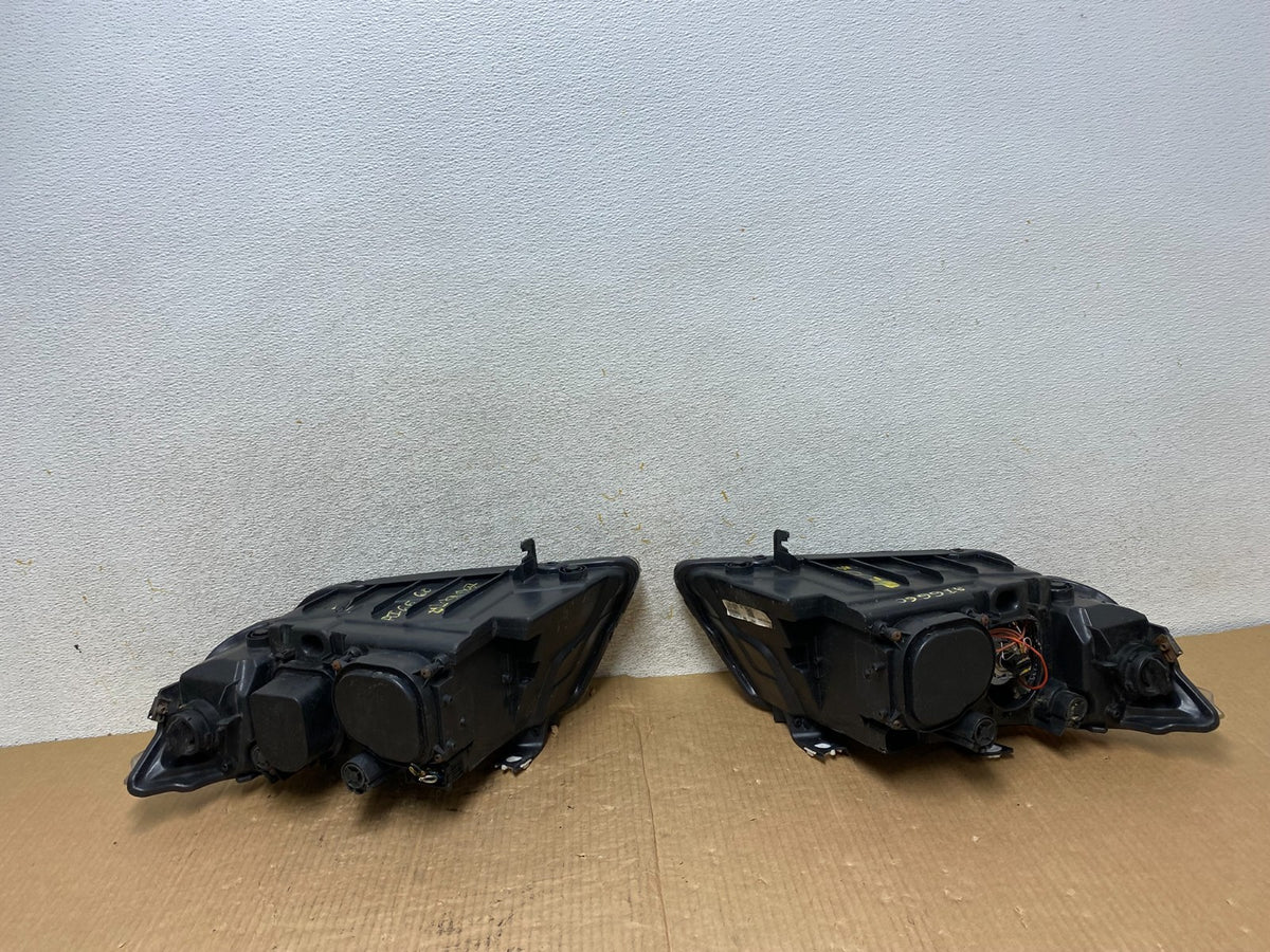 Halogen 2006 to 2008 BMW 3 Series Headlights Left+Right AI6660 DW8