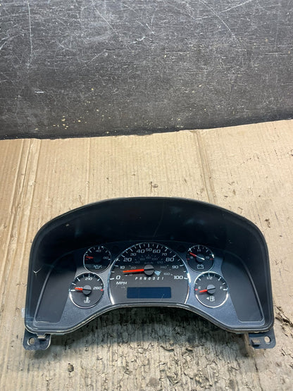 2008 to 2010 Chevrolet Express Speedometer Cluster Gauge X9844  DG0