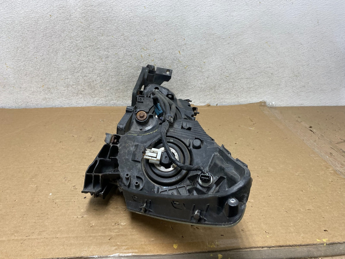 2008 to 2012 Honda Accord Sedan Right Passenger RH Headlight AH8950 DW9