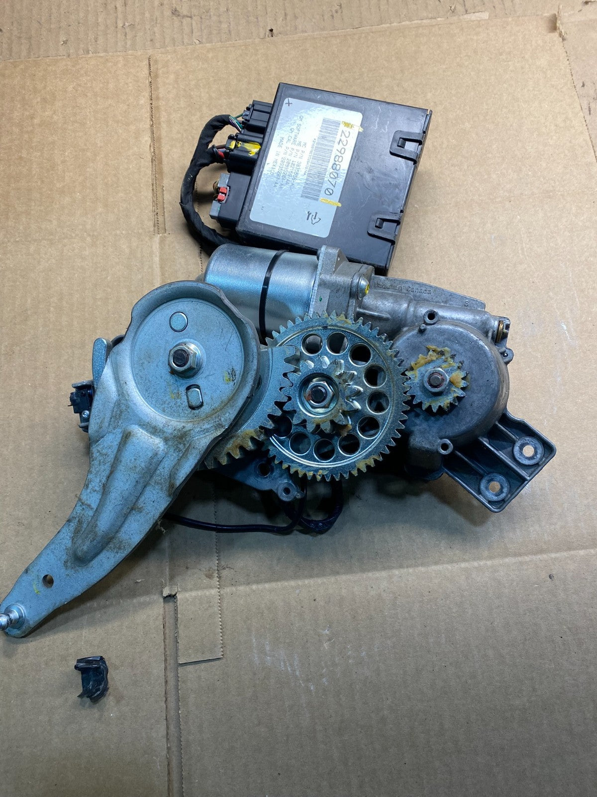 GMC Acadia Yukon Tahoe Rear Trunk Liftgate Power Motor Actuator y3496 DG3