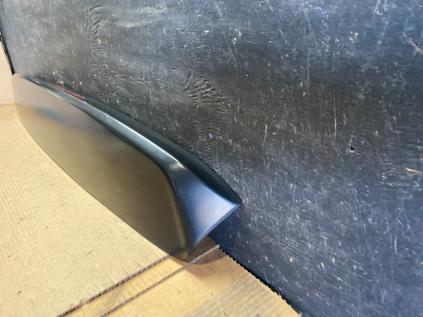 1999 to 2004 Honda Odyssey Rear Trunk Spoiler Gate Oem s1452 DG1
