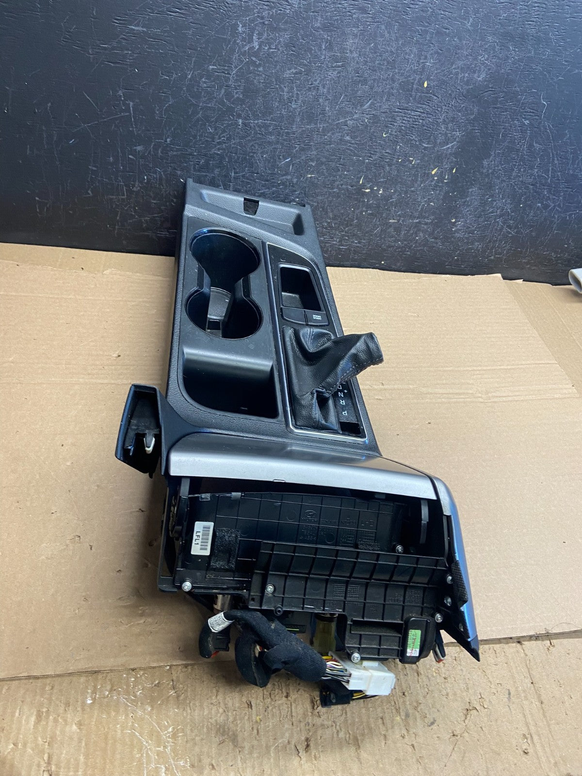 2016 2017 Hyundai Sonata Shifter Center Cup Holder Console Trim AF2494 DG3