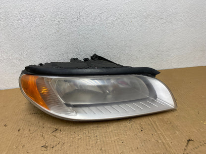 2008 to 2013 Volvo XC70 V70 S80 Right Passenger Side Halogen Headlight AC8174 DW0