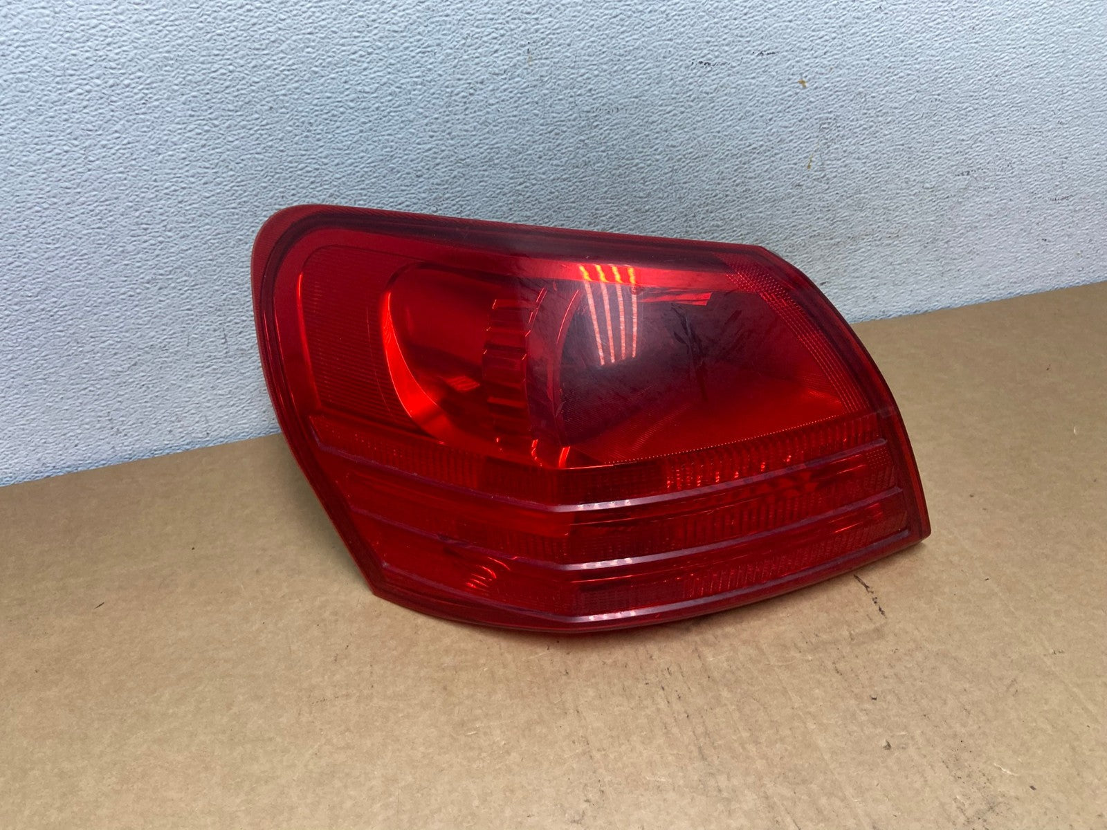 2008 to 2015 Nissan Rogue Left Driver Lh Side Tail Light AD5402 LK0