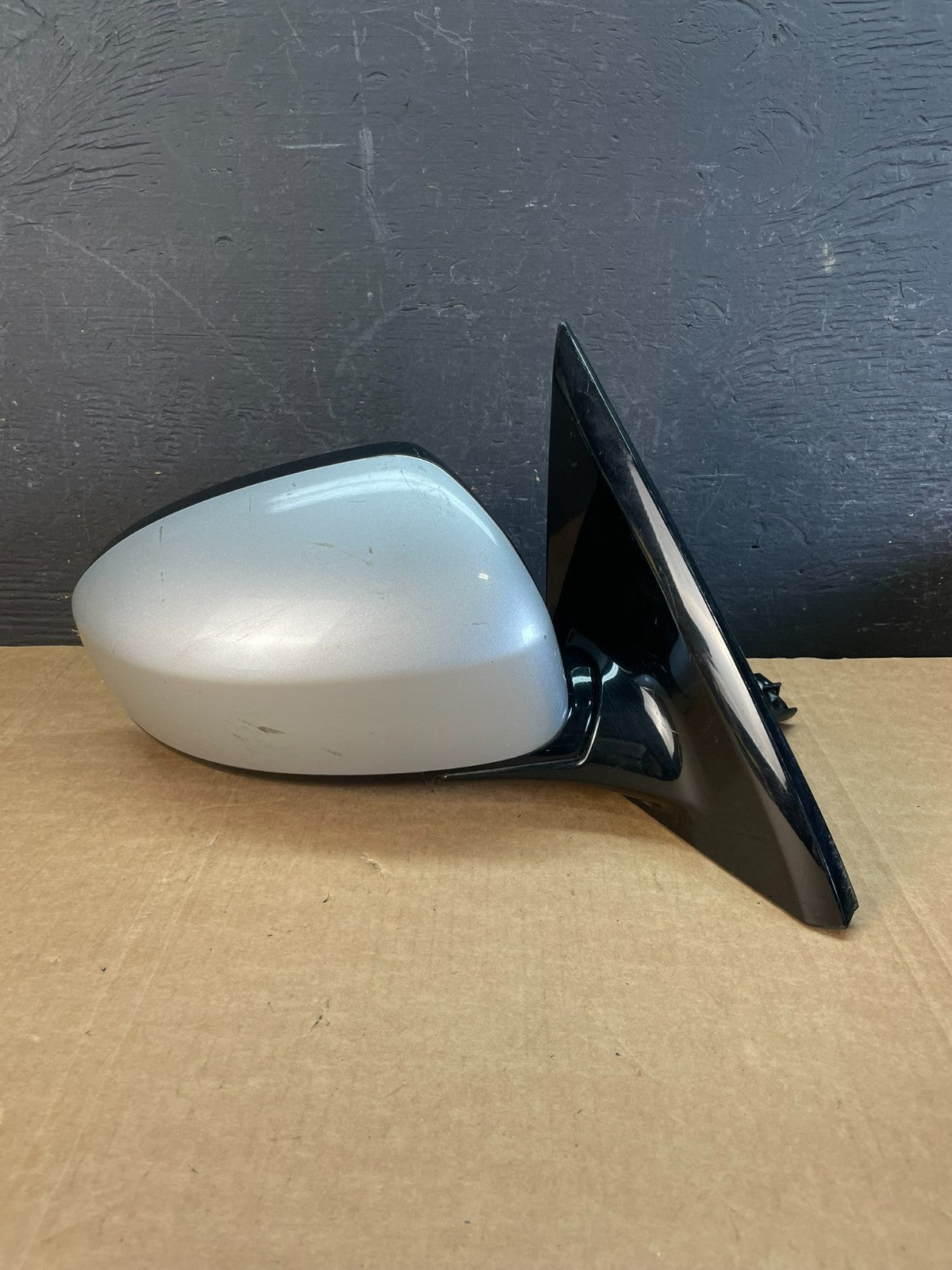 2013 to 2016 Nissan Pathfinder Right Passenger View Door Mirror AE8308 DW0