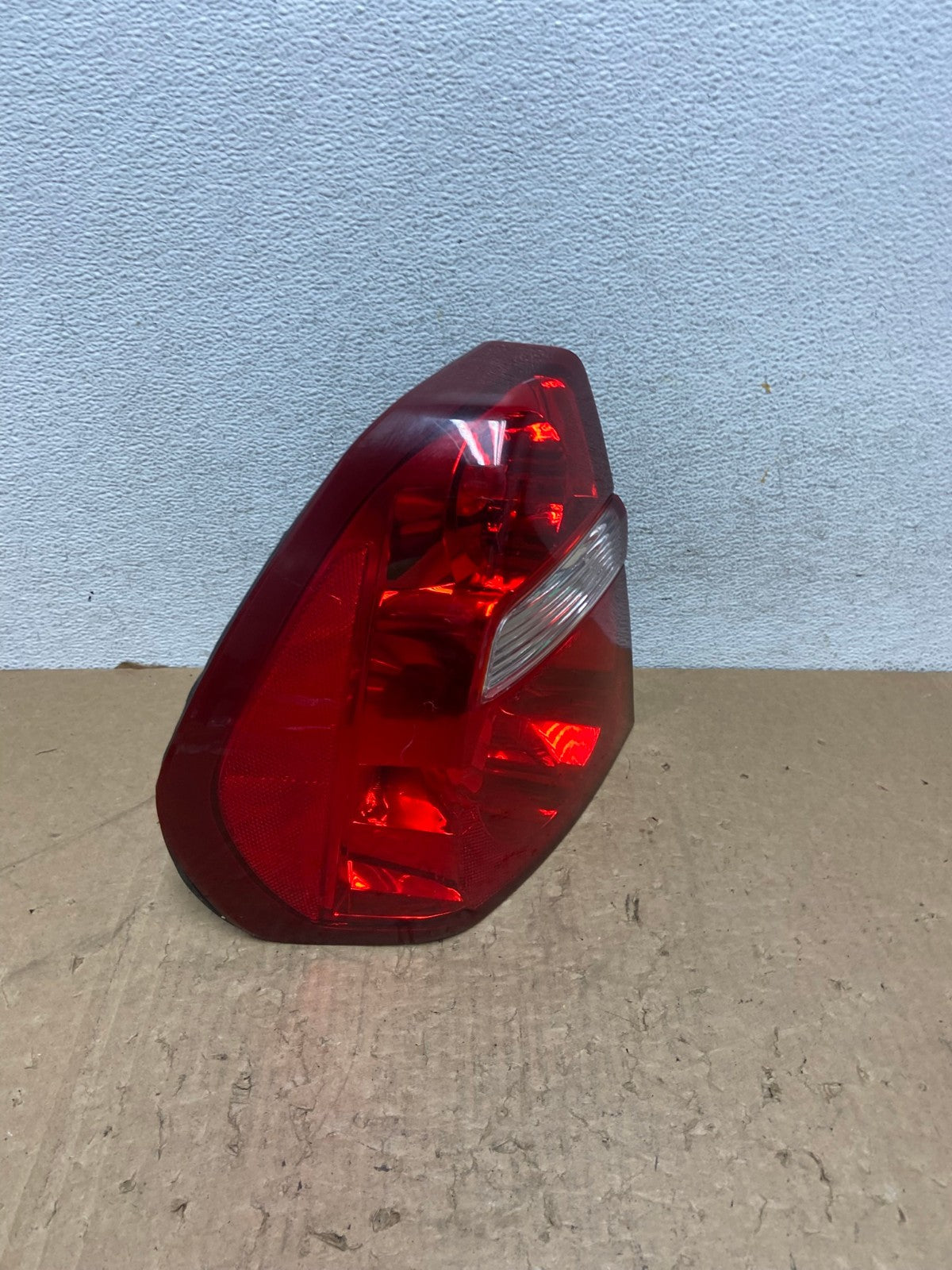 2004 to 2008 Chevrolet Malibu Left Driver Lh Side Tail Light AG1254 LK2