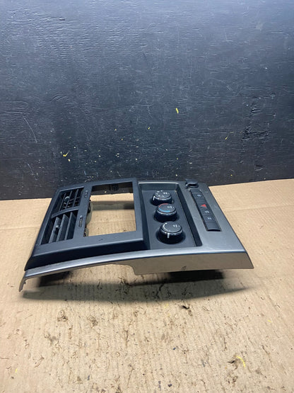 2008 to 2012 Jeep Liberty Dash Climate Temperature Control Radio Bezel Q1044 DG2
