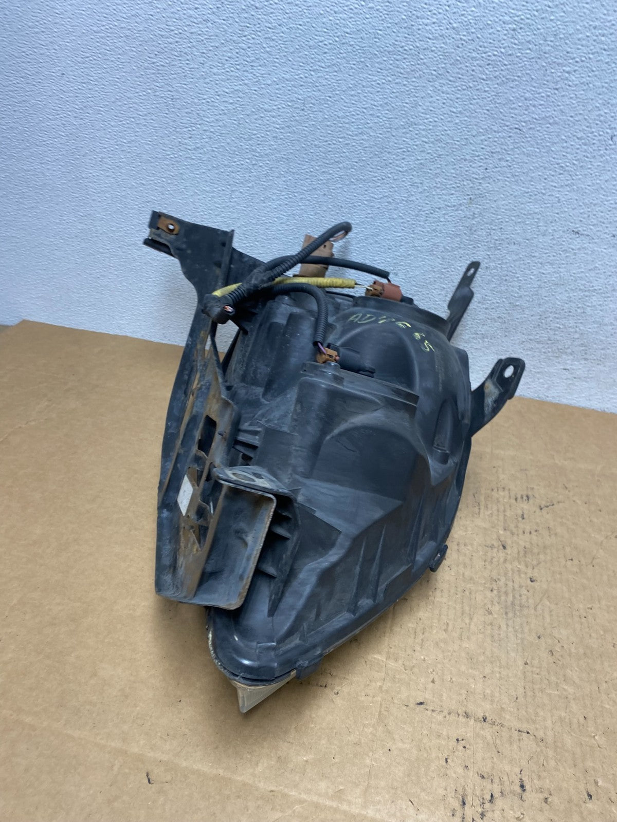 2005 2006 2007 Ford Five Hundred Halogen Headlight Left Driver Lh AD4665 DW6