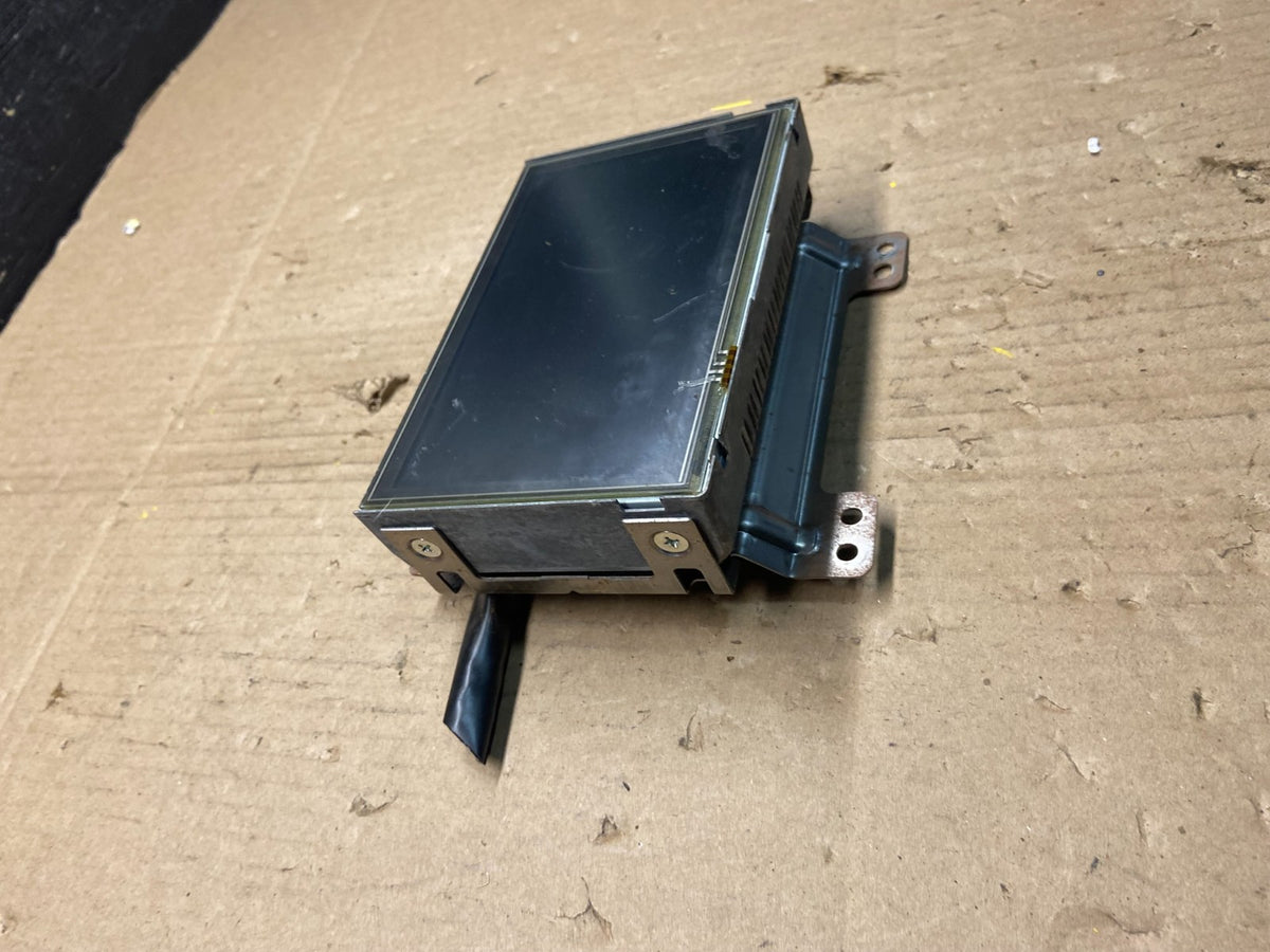 2010 to 2012 Nissan Armada QX56 Display Screen Information T1968 DG2