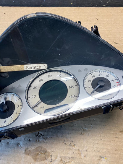 2007 2008 2009 Mercedes E350 Instrument Cluster Speedometer Gauge q2626 DG1