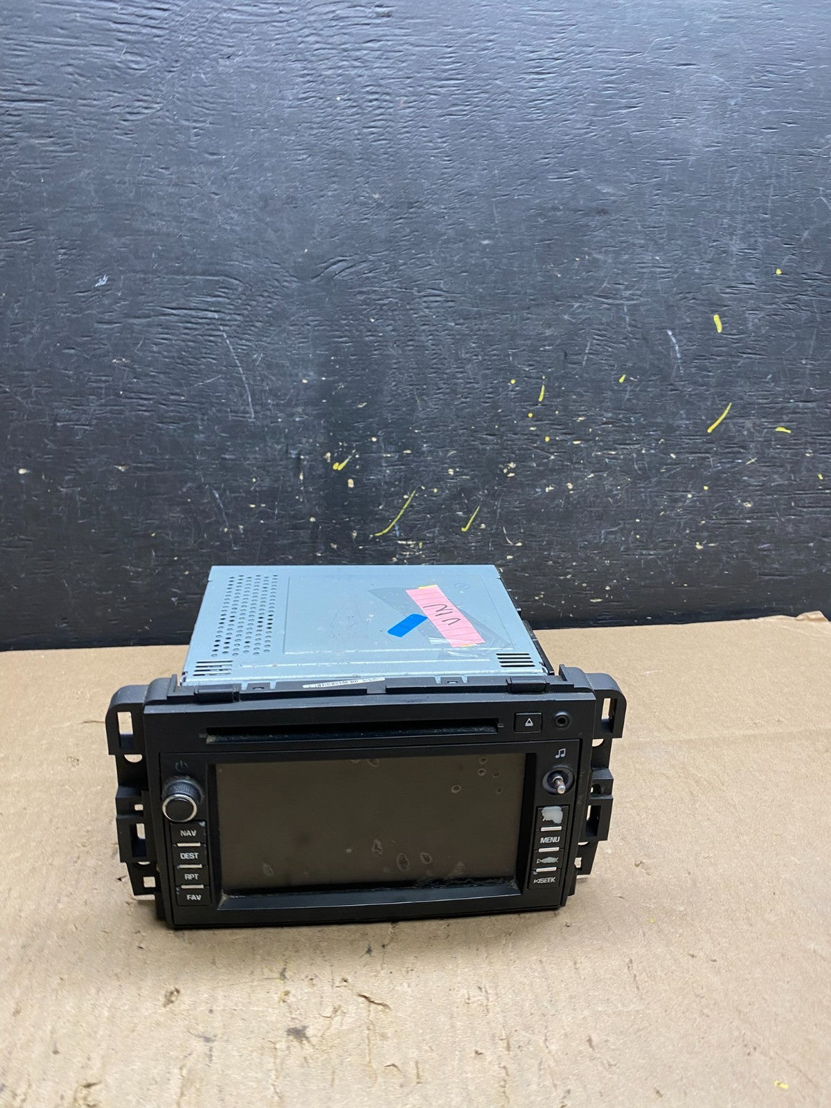 2007 to 2012 GMC Acadia Radio NAV Navigation CD Player Radio t5786 DG0