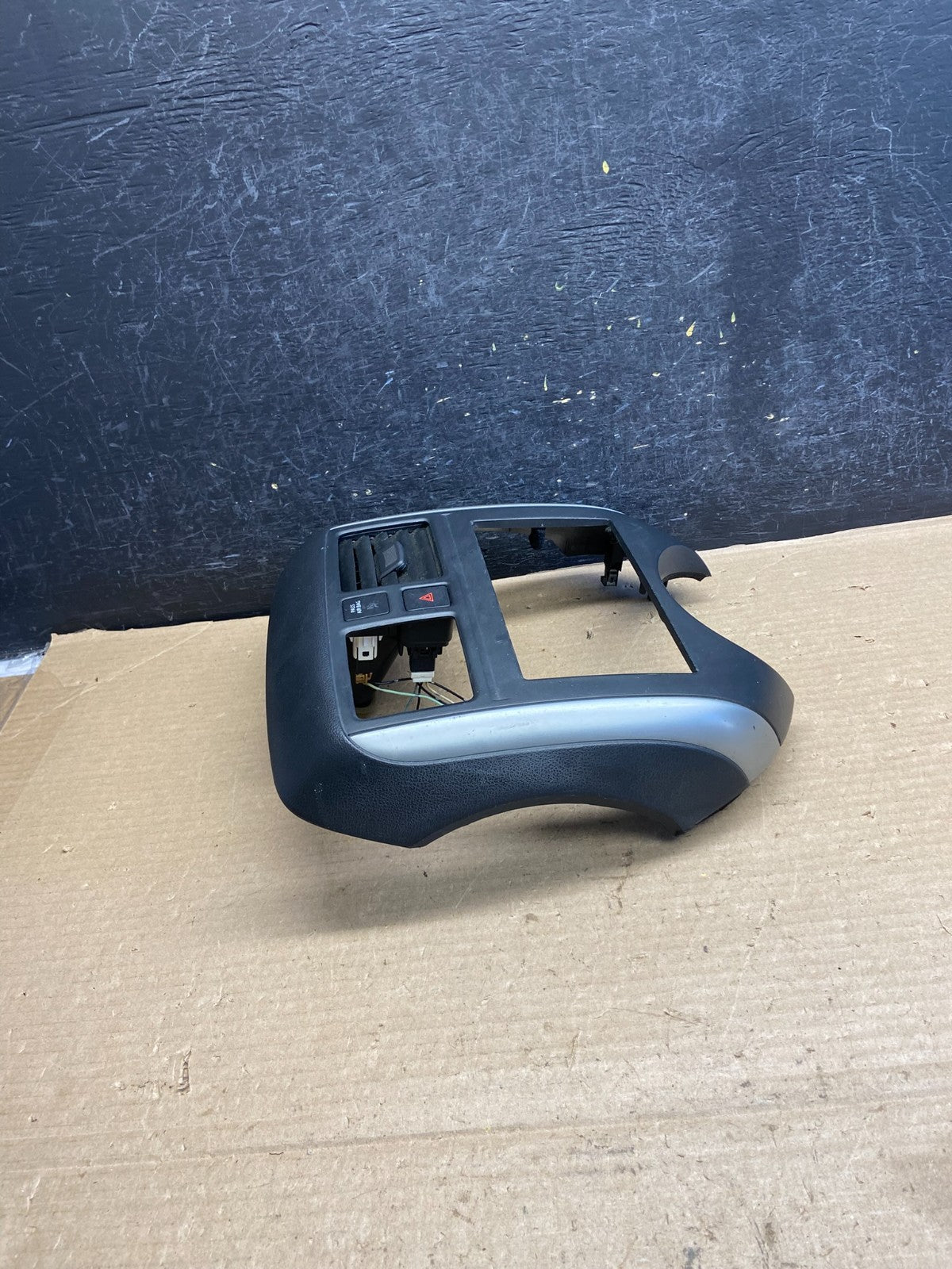 2012 to 2019 Nissan Versa Center Vent Dash Radio Trim Bezel AH3675 DG1