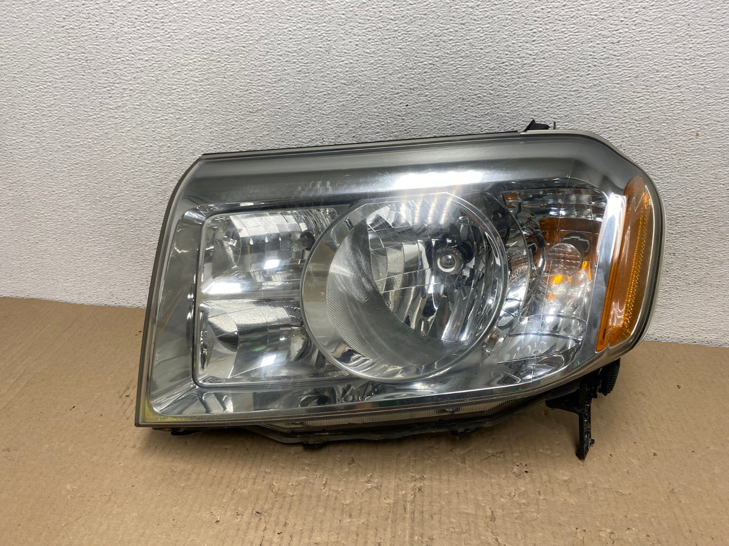 2009 2010 2011 Honda Pilot Left Driver LH Halogen Headlight AE9688 LK0