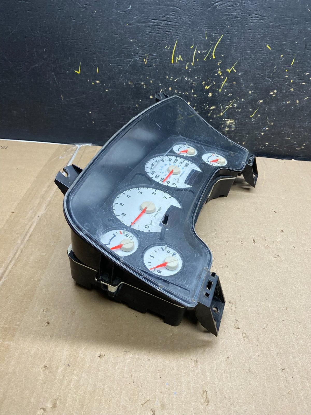 2003 2007 Dodge Ram 1500 Instrument Speedometer Gauge Cluster AD1705 DG2