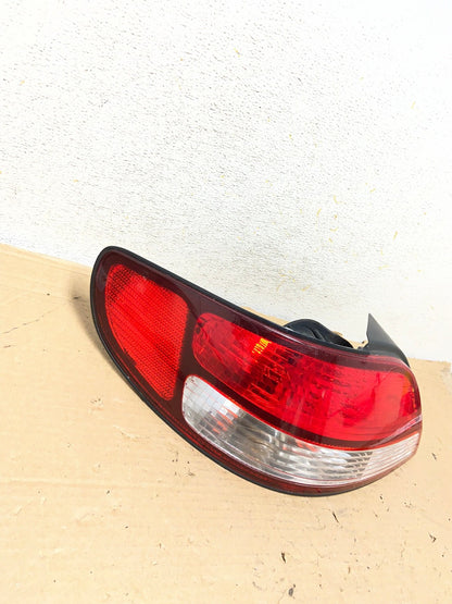 1999 2000 2001 Toyota Solara Left Driver LH Tail Light AH8939 LK2