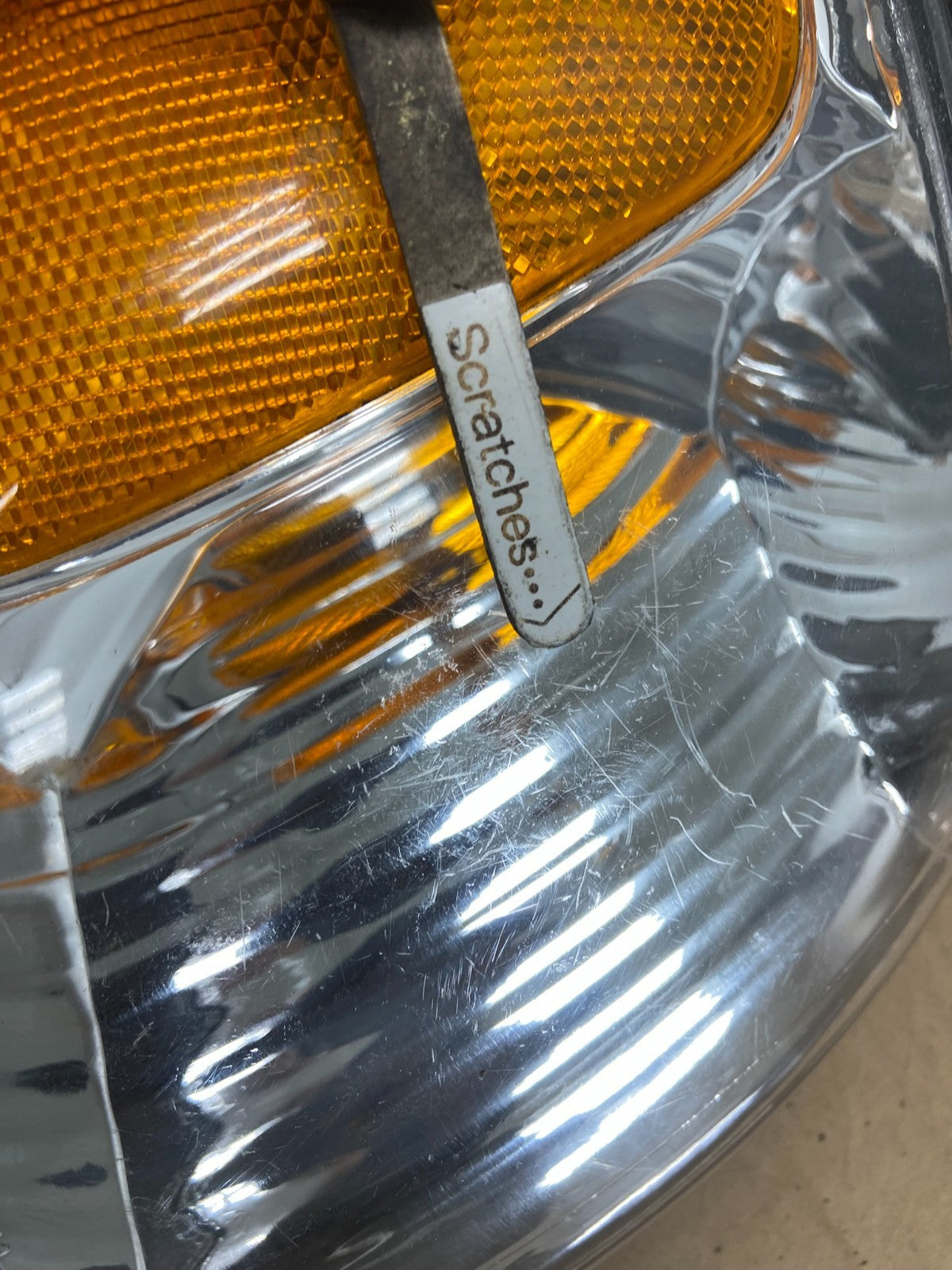 2001 to 2003 Toyota Sienna Turn Signal Right Passenger RH Lamp AH2179 DW3