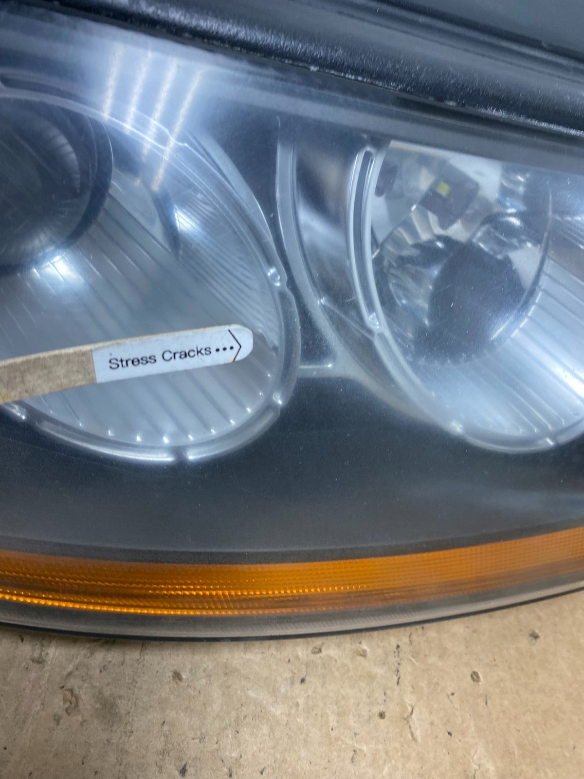 2007 2008 2009 Hyundai Santa Fe Right Passenger Halogen Headlight AD5232 DW4