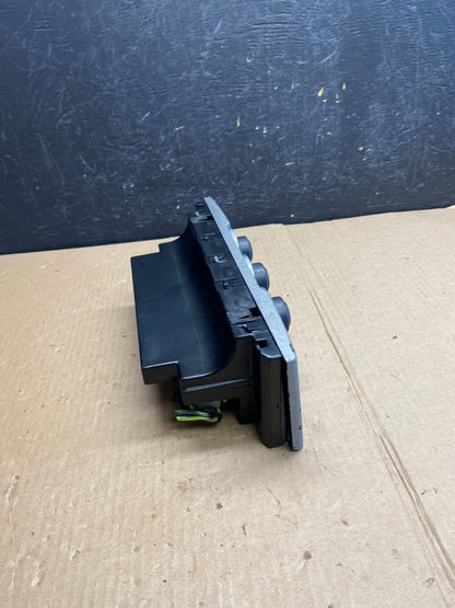 2003 to 2006 Land Rover Range Rover Ac Heater Climate Control AE4461 DG1