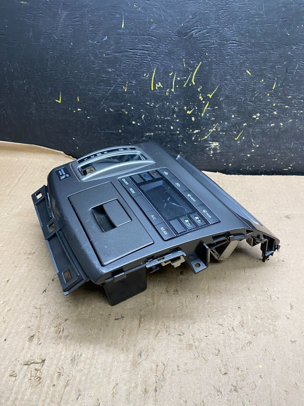 2011 to 2017 Nissan Quest Shifter Climate Control Panel Bezel Oem Z1867 DG4