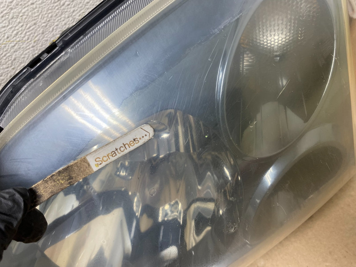 2004 to 2009 Mitsubishi Galant Left+Right Headlights Halogen AH7650 DW4